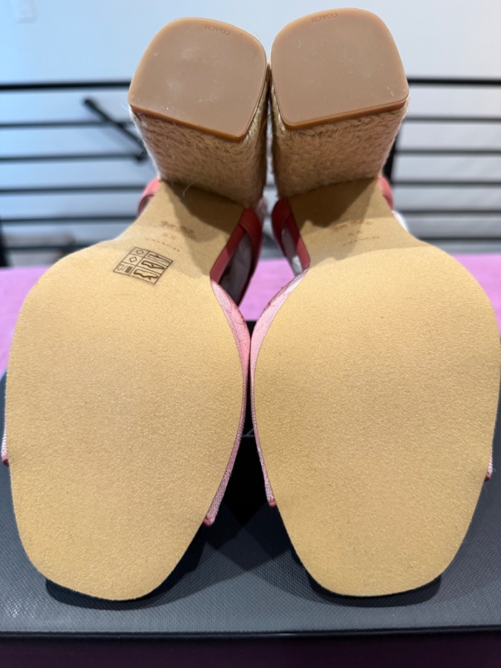 Coach Maddy Signature Sandal - Picture 4 of 5